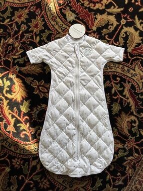 White Quilted Stars Baby Sleep dreamland Cozy Star Print